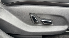 BYD Dolphin 150kW Design 60.4kWh 5dr Auto Electric Hatchback